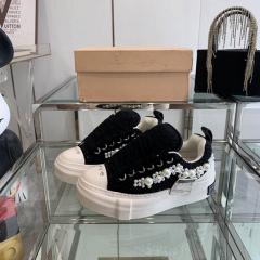 New Shoes 0718h