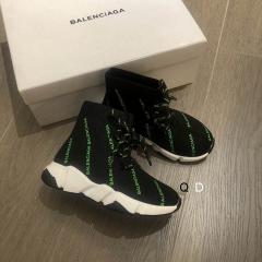 Balenciaga Kid shoes -Ts