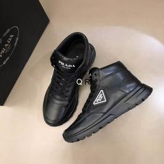 Prada High help man Ts